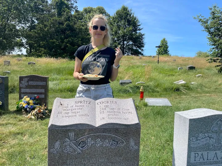 Gravestone Recipes "To Die For"