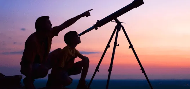 See the Moon & Saturn in Telescopes