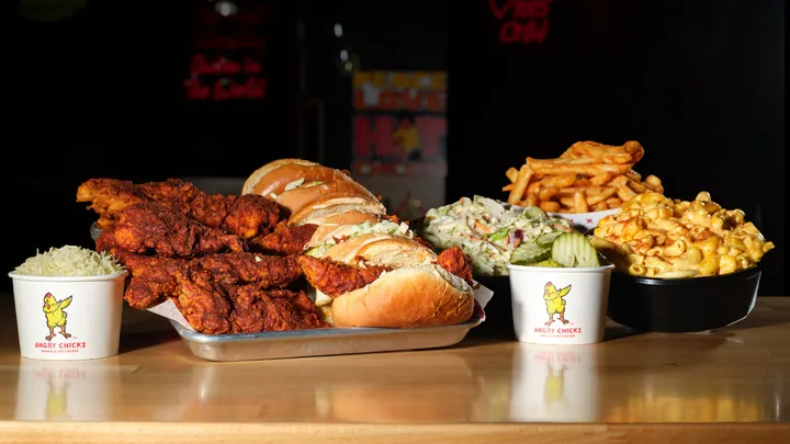 Turn Up The Heat: Angry Chickz Opens