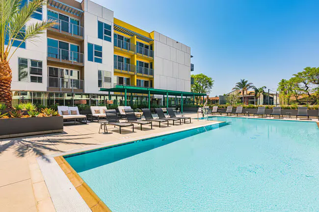 Vera Apts